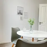 Der Schwan, Innenstadt, 2022 Renoviert *