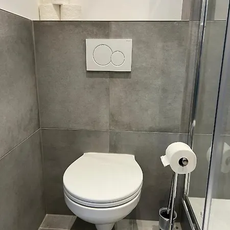 Der Schwan, Innenstadt, 2022 Renoviert * Düren - Eifel