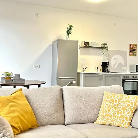 Der Schwan, Innenstadt, 2022 Renoviert * Düren - Eifel