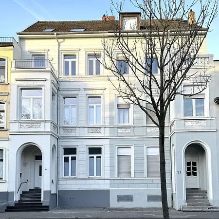 Der Schwan, Innenstadt, 2022 Renoviert * Düren - Eifel